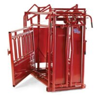 Tarter Tarter CattleMaster Series 6 Heavy-Duty Squeeze Chute with Automatic Headgate